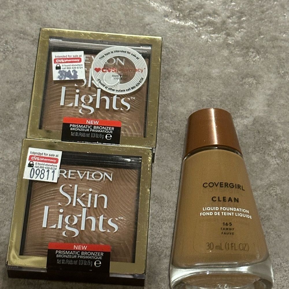 Revlon cover girl beauty bundle Bronzer Dark foundation